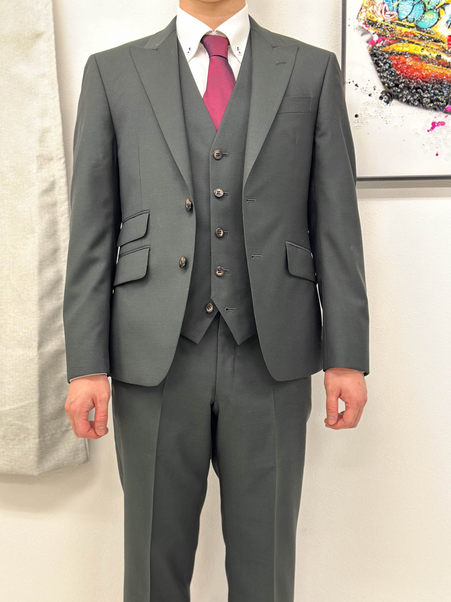 ダンサー体型のスーツ｜脚と背中で失敗しない6つの採寸